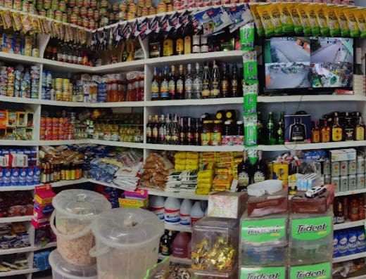 Colmado Los Compadres 3