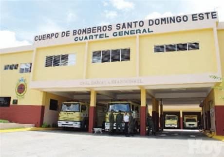 Estacion de Bomberos No.2 Cuerpo de Bomberos Santo Domingo Este (Ens. Ozama)