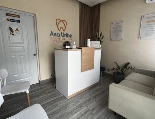 Ana Uribe Odontología Especializada