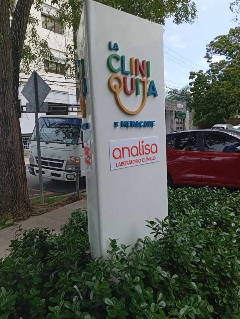 Analisa Laboratorio Clinico (La Cliniquita)- toma de muestra