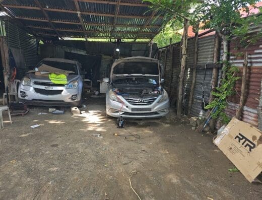 Auto aire negro lindo