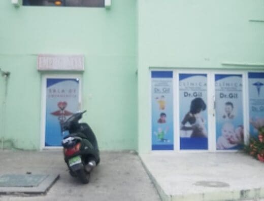 Clinica de Maternidad,Pediatria y especialidades Dr.Gil Dr. Gil