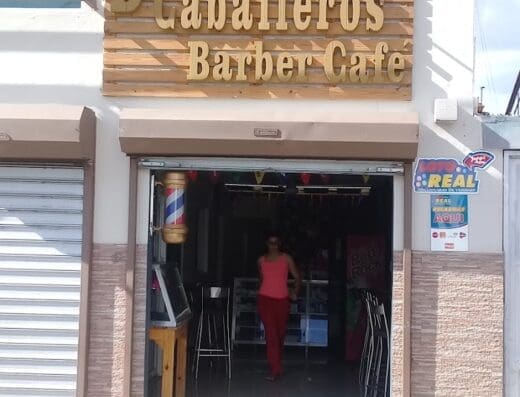 D’ Caballeros Barber Cafe