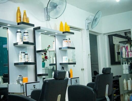 D’ Yanira Beauty Center & Nails Spa