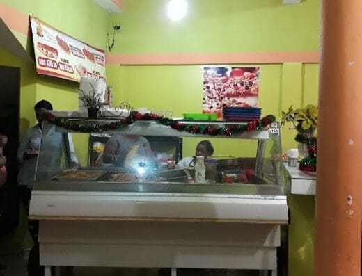 Deli-Almuerzo & Pizza