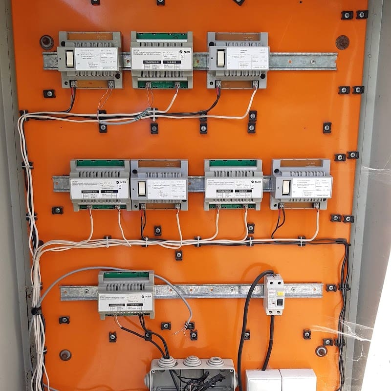 ELECTRICISTA A DOMICILIO SANTIAGO 24Horas (VoltajeLm Spa)