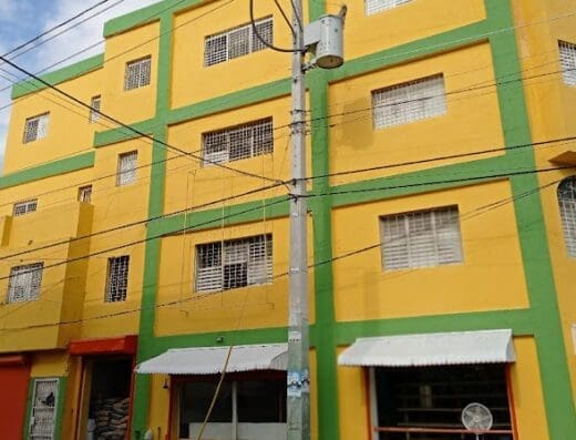 Edificio Pinturas de Ferreteria Vilchez
