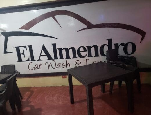 El Almendro Carwash & Lounge