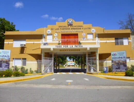 Escuela Profesional de las Fuerzas Armadas y la Policía Nacional – San Pedro de Macorís