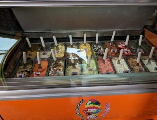 Heladería Mariposa Repostería Austriaca