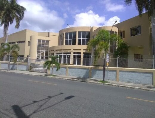 Instituto Politécnico Loyola (IPL)