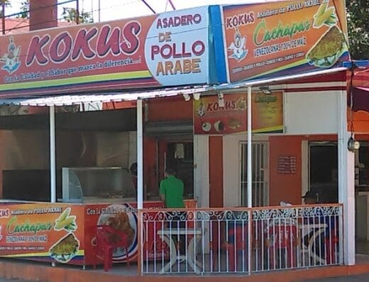 Kokus asadero de pollos árabes