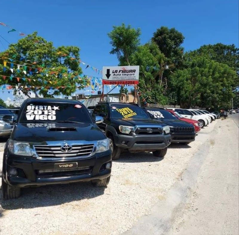 La Figura Auto Import