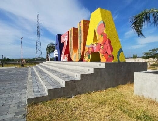 Letrero de Bienvenida de Azua