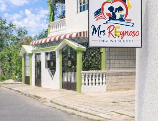 MRS.REYNOSO ENGLISH SCHOOL