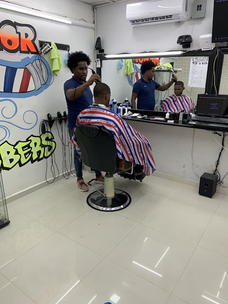 Menor Barbers
