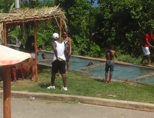 Parque Infantil Hermanos Del Villar