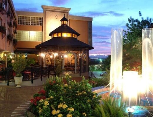 Platino Hotel & Casino