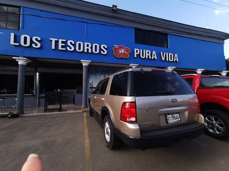 Pura Vida Sports Bar