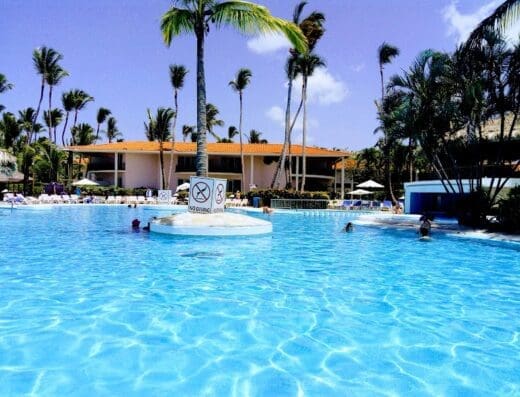 Ross Sait Beach Apartahotel