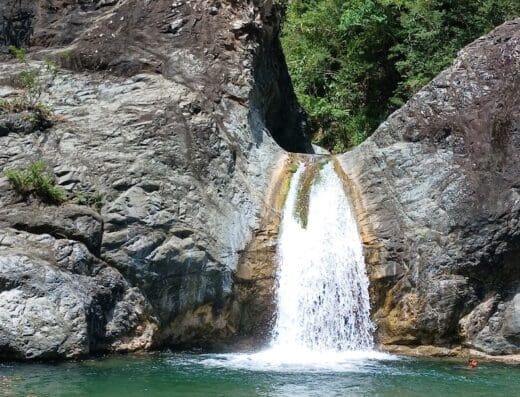 Salto Las Yayitas