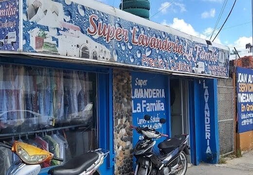 Super Lavanderia » La Familia «