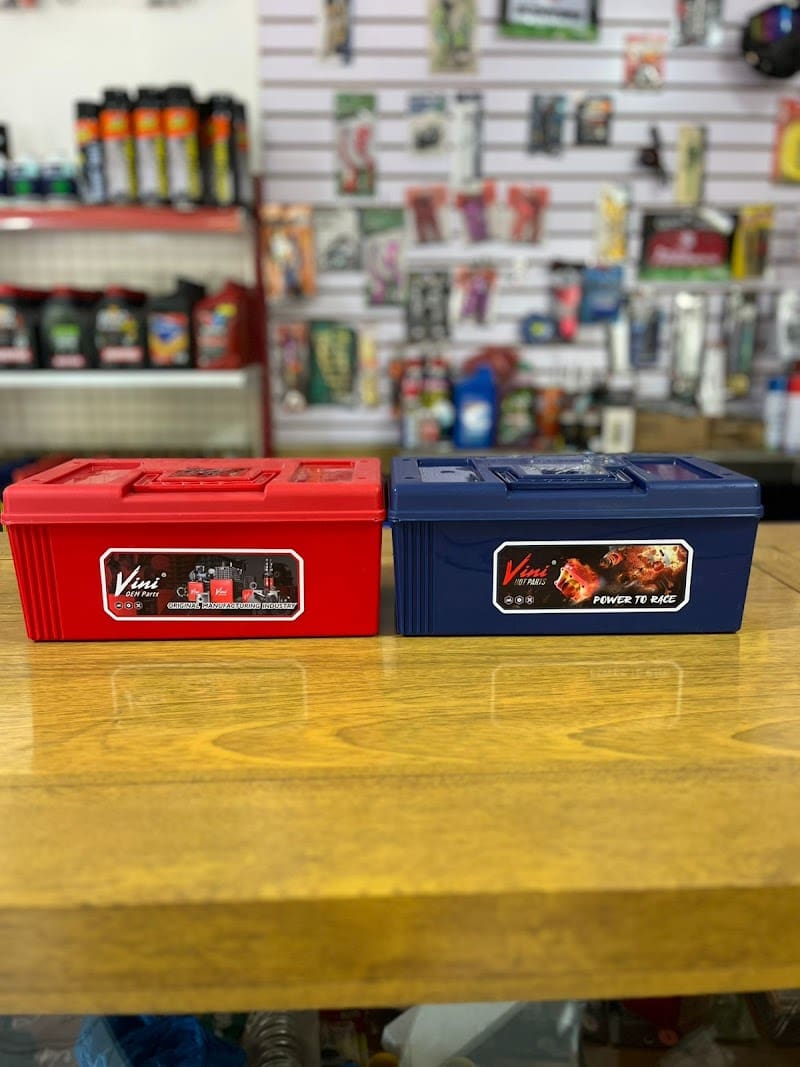 Tienda de venta y repuestos de motocicletas en Las Terrenas