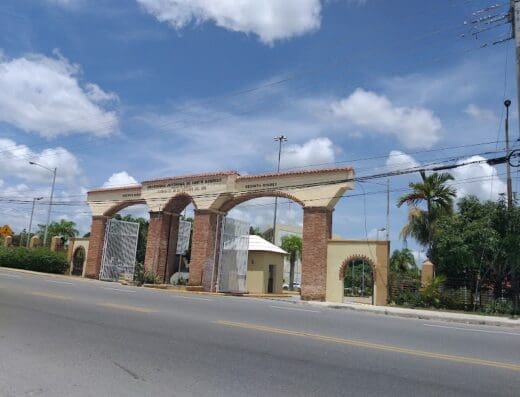 Universidad Autónoma de Santo Domingo – Recinto Higüey