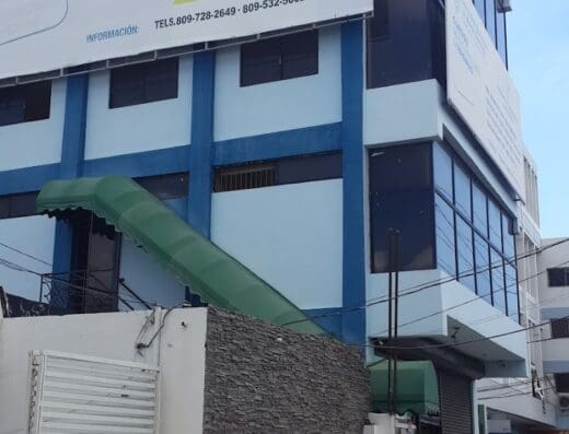 Universidad Autónoma de Santo Domingo – Escuela de Idiomas