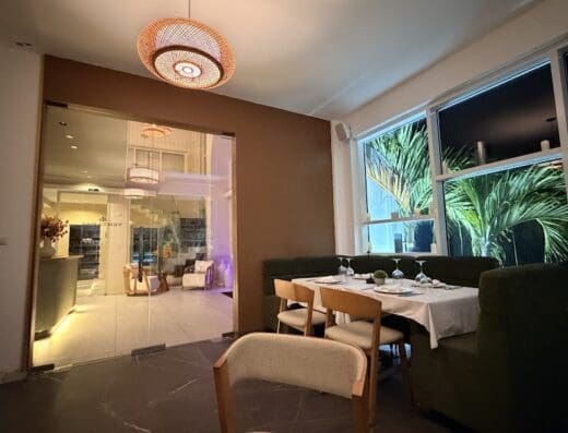 Ventanas Bar & Restaurant