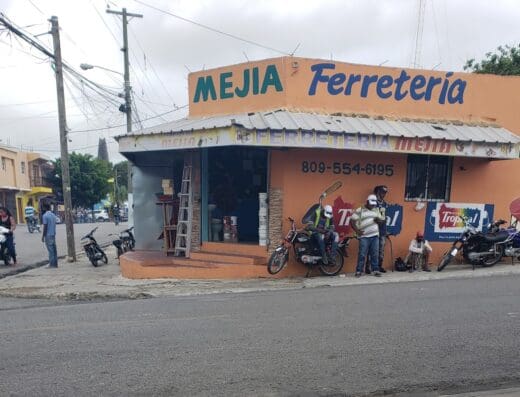 Ferretería m b Mejía