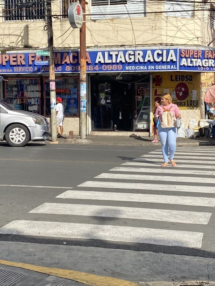 Super Farmacia Altagracia