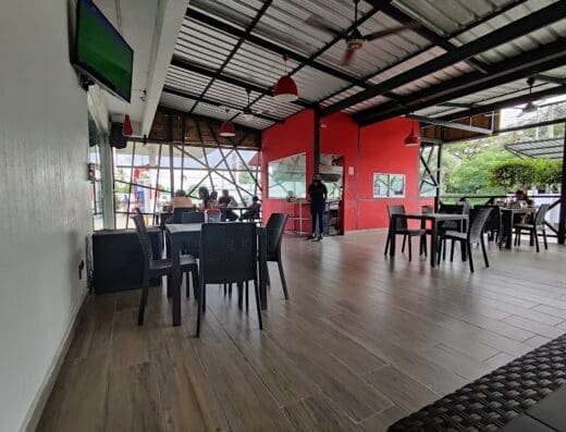 Bernnys Carnes La Vega