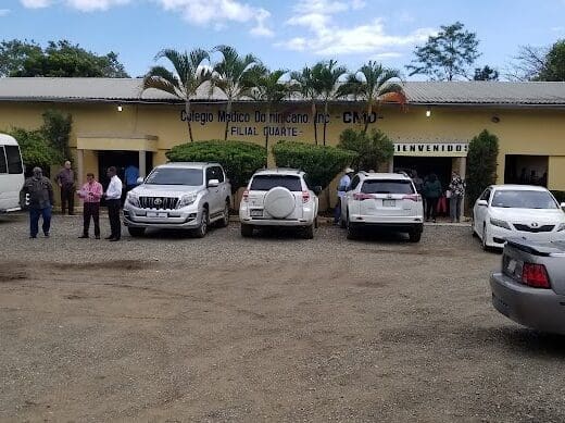 Colegio Medico Dominicano Filial Duarte casa club