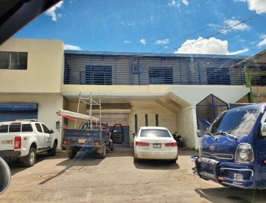 Comercial Cristal, SRL (La Casa Del Ventanero) Suc. El Invi