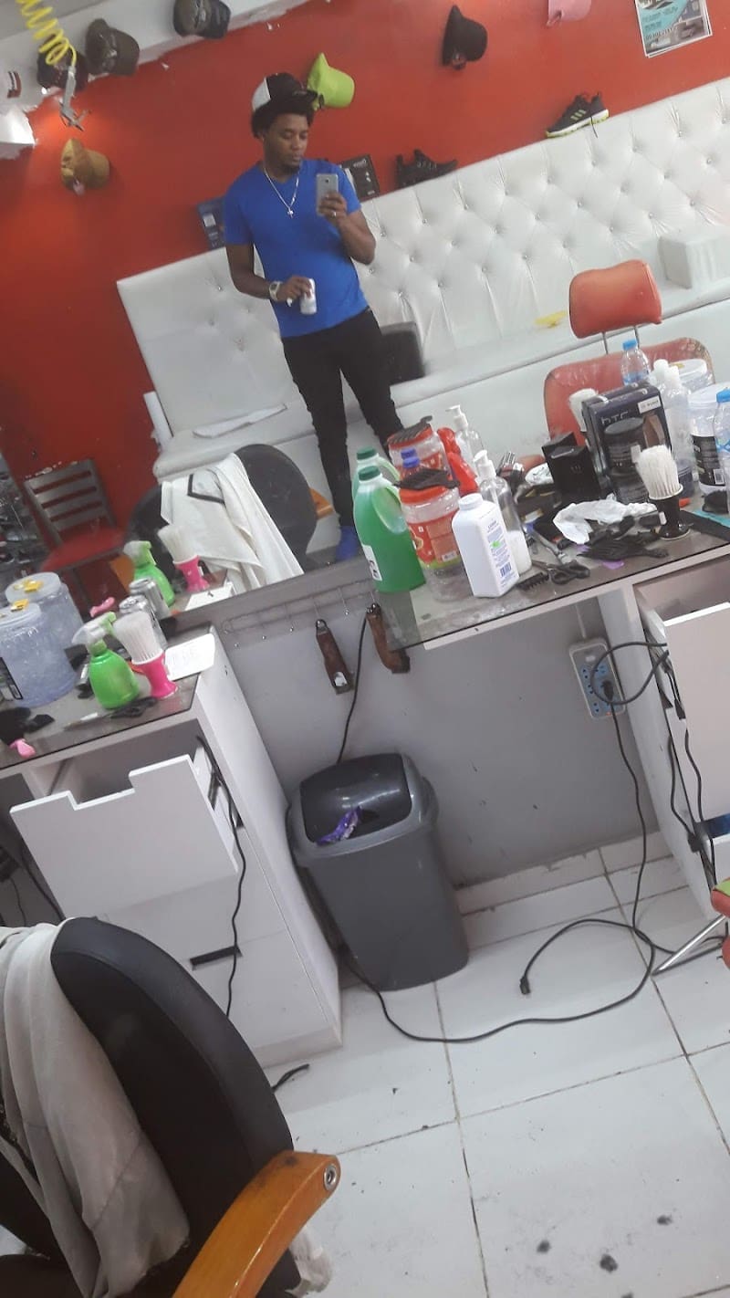 D’Pocho Peluquería & Boutique