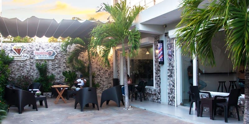 Diamonds cutz barbershop