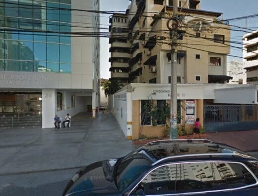 Dra Maureen Comarazamy