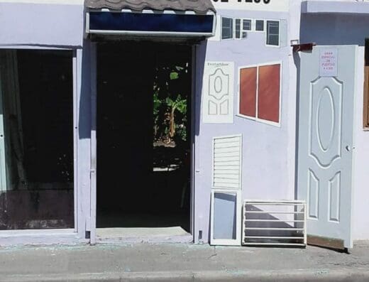 EL SOTICO PUERTAS Y VENTANAS