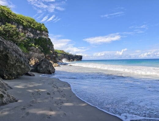 Entrada a playa chencho
