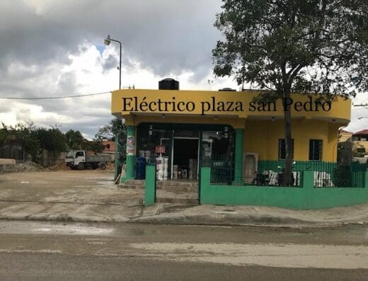 Ferretería Eléctricos Plaza San Pedro y Centro Automotríz San Pedro