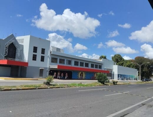 Ferreteria Ochoa 8A – Almacén de Especiales