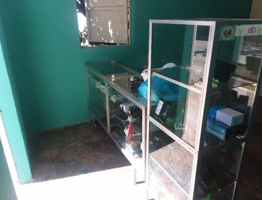 Hendry’s Smartphones