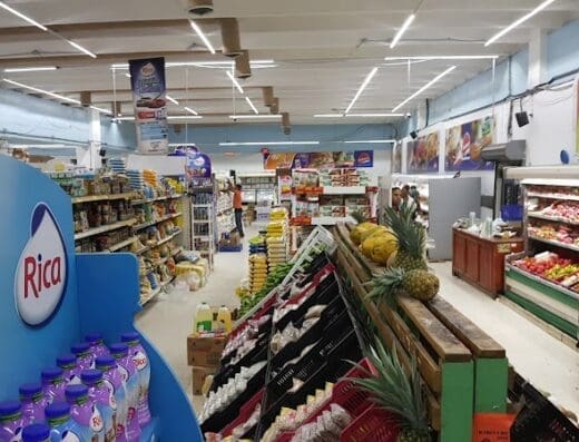 Hipermercado Nueva Visión y Cafetería Nueva Visión