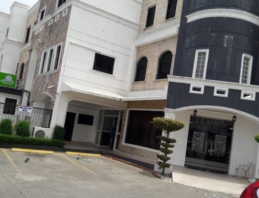 Instituto De Especialidades Medicas Monseñor Nouel