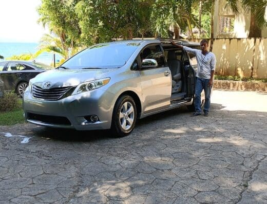 JULIO – Servicio Taxi & Traslados