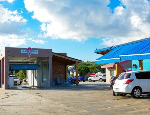 La Carretera Express Wash