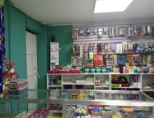 Liz Papelería y Más (Centro de impresión )