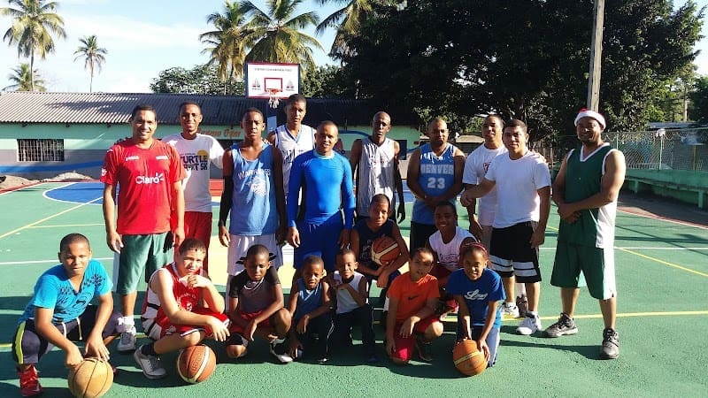 Los Jardines Cultural & Sports Club