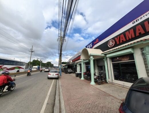 Lucilo auto-Repuesto y motos